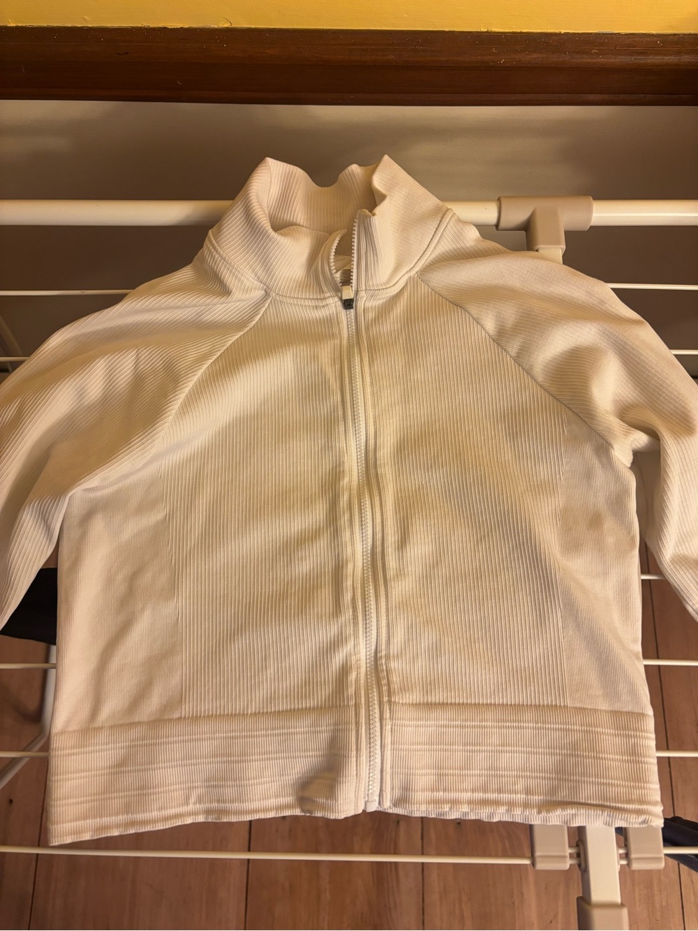 Fabletics Ribbed Cropped Long-Sleeve Zip-Up - Picture 4 of 4